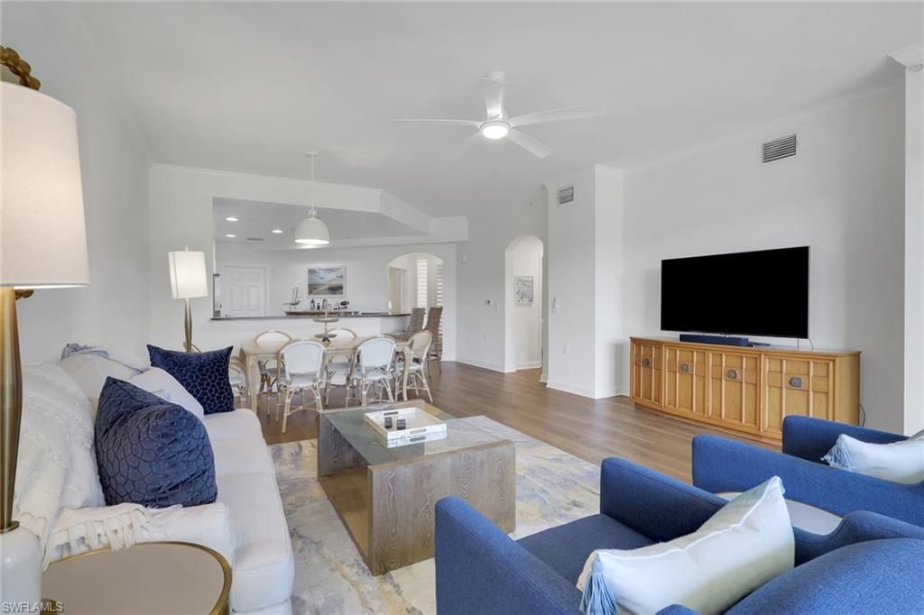 3048 Horizon Ln, Unit 1103, Naples, FL 34109 Photo