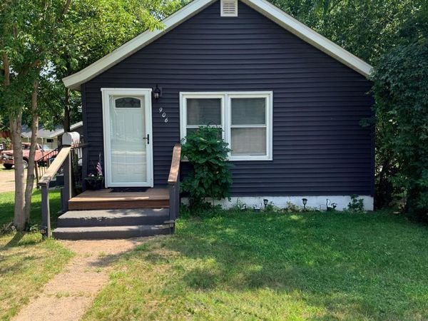 906 Scribner Street, Spooner, WI 54801