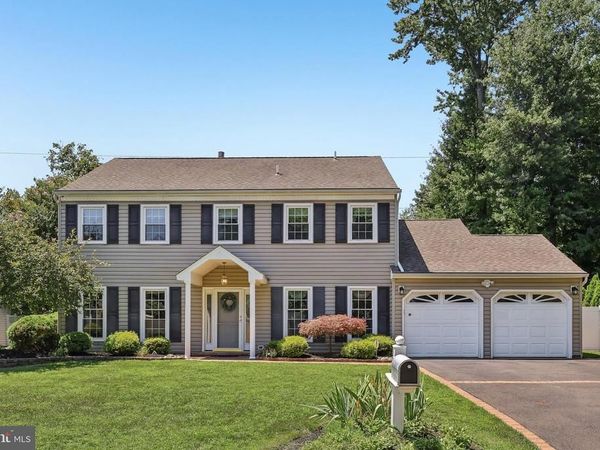 558 FAIRMAN LANE, LANGHORNE, PA 19047