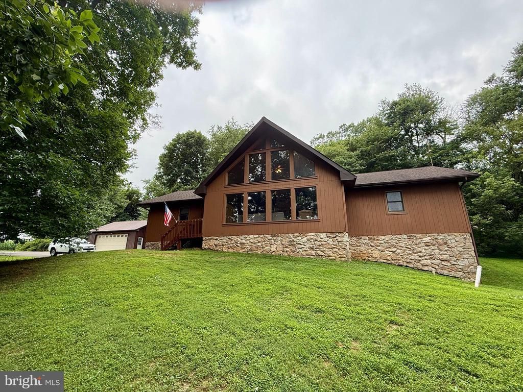 946 STREET ROAD, OXFORD, PA 19363