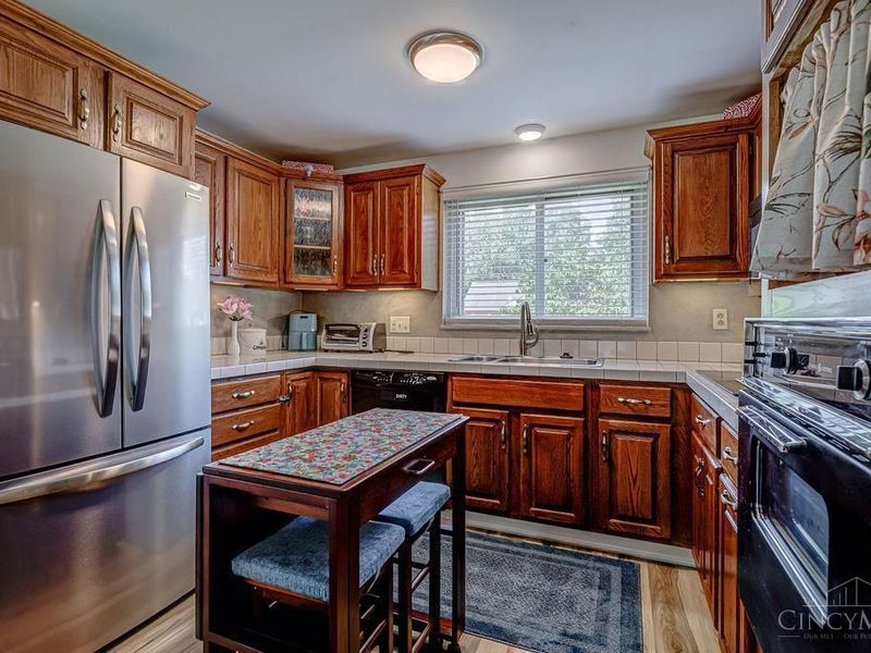 8991 Eldora Drive, Sycamore Township, OH 45236 Photo 6