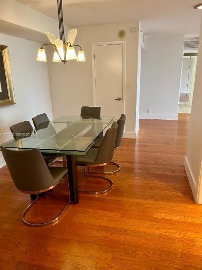 1000 Quayside Ter, Unit 805, Miami, FL 33138 Photo