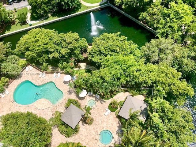 1000 Quayside Ter, Unit 805, Miami, FL 33138 Photo