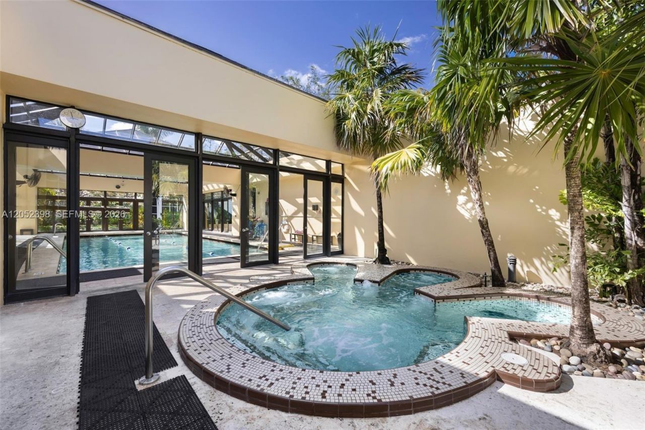 1000 Quayside Ter, Unit 805, Miami, FL 33138 Photo