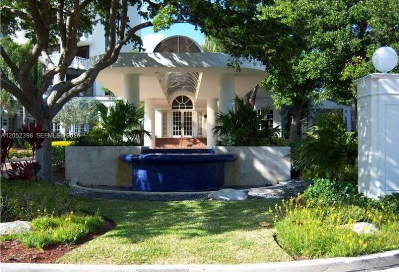 1000 Quayside Ter, Unit 805, Miami, FL 33138 Photo