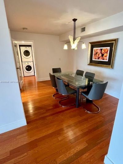 1000 Quayside Ter, Unit 805, Miami, FL 33138 Photo