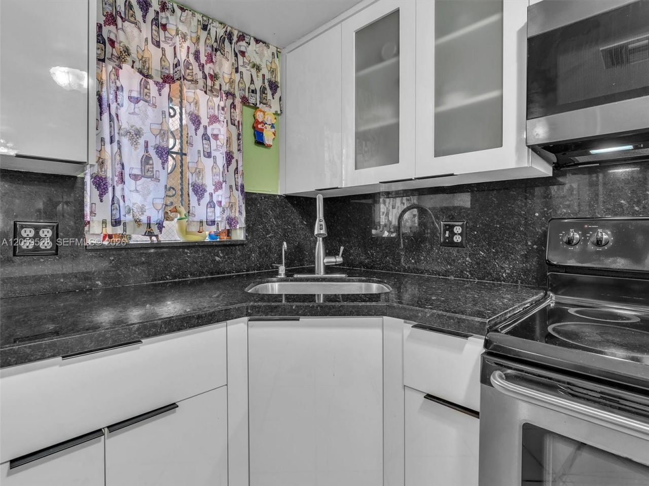 5530 W 26th Ct , Unit 102, Hialeah, FL 33016 Photo
