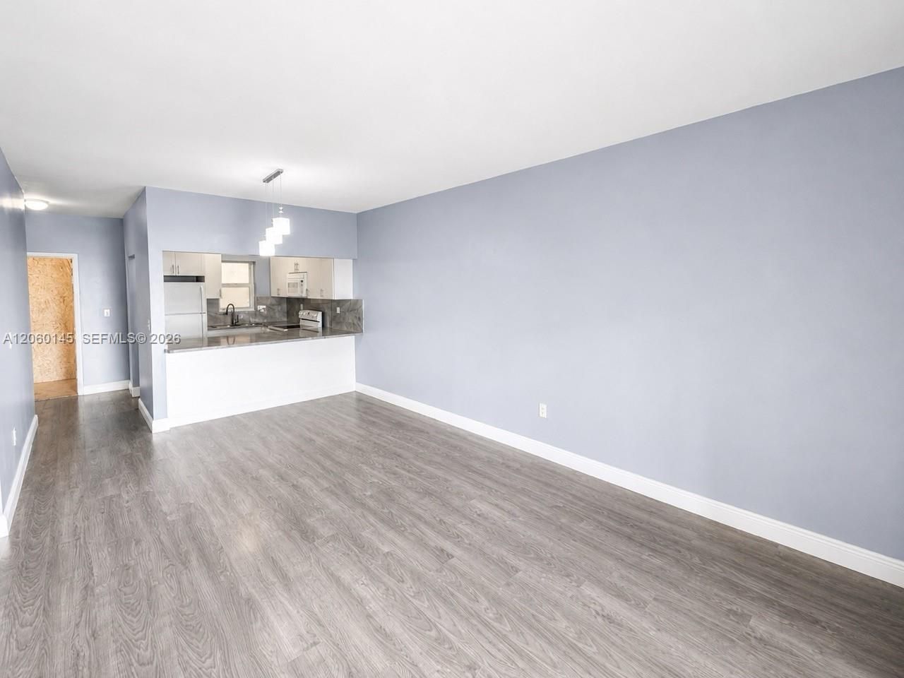 2400 NW 16th St Rd, Unit 103, Miami, FL 33125 Photo