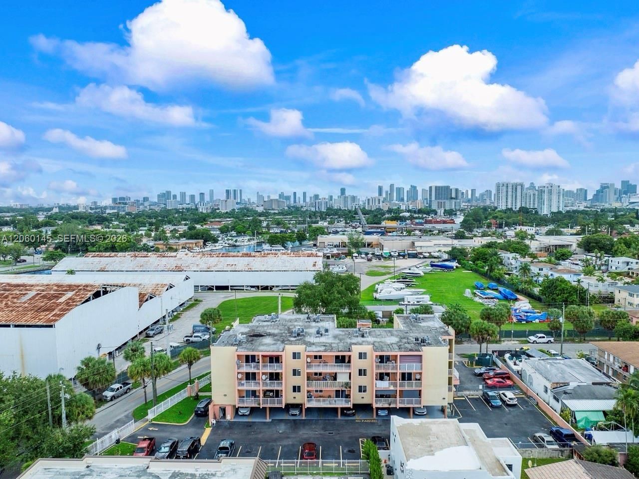 2400 NW 16th St Rd, Unit 103, Miami, FL 33125 Photo