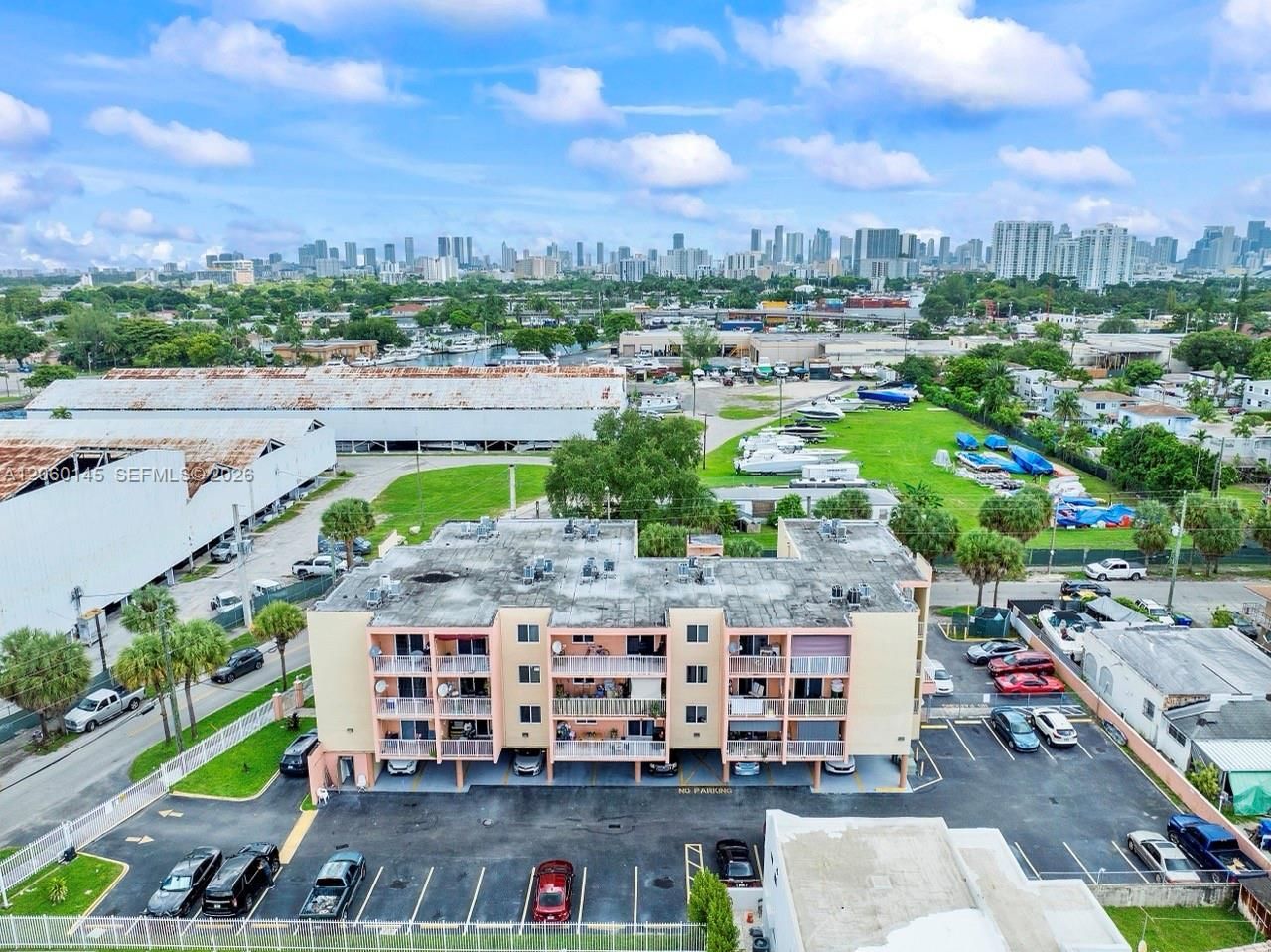 2400 NW 16th St Rd, Unit 103, Miami, FL 33125 Photo