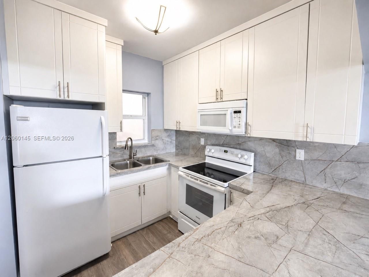 2400 NW 16th St Rd, Unit 103, Miami, FL 33125 Photo