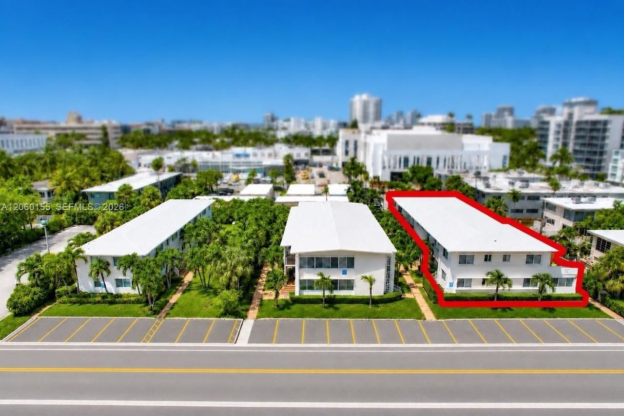 1027 94th St , Unit 4, Bay Harbor Islands, FL 33154 Photo
