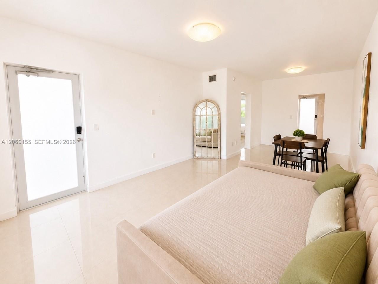 1027 94th St , Unit 4, Bay Harbor Islands, FL 33154 Photo