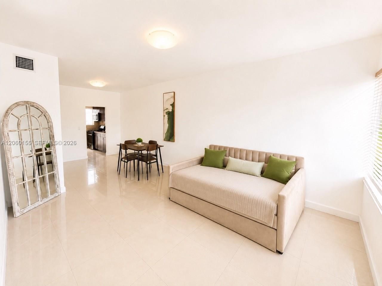 1027 94th St , Unit 4, Bay Harbor Islands, FL 33154 Photo