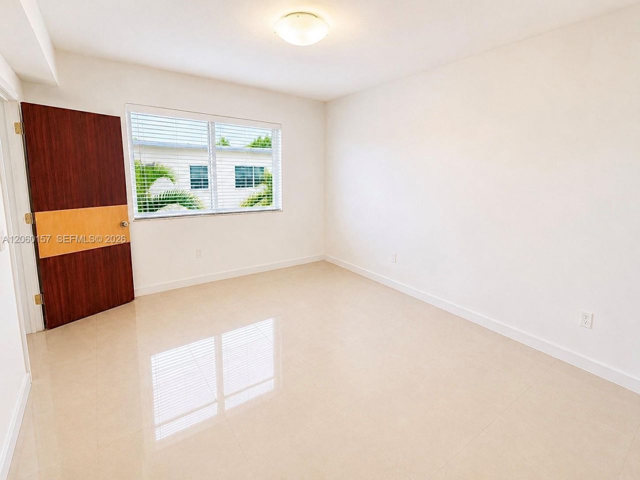 1027 94th St , Unit 7, Bay Harbor Islands, FL 33154 Photo
