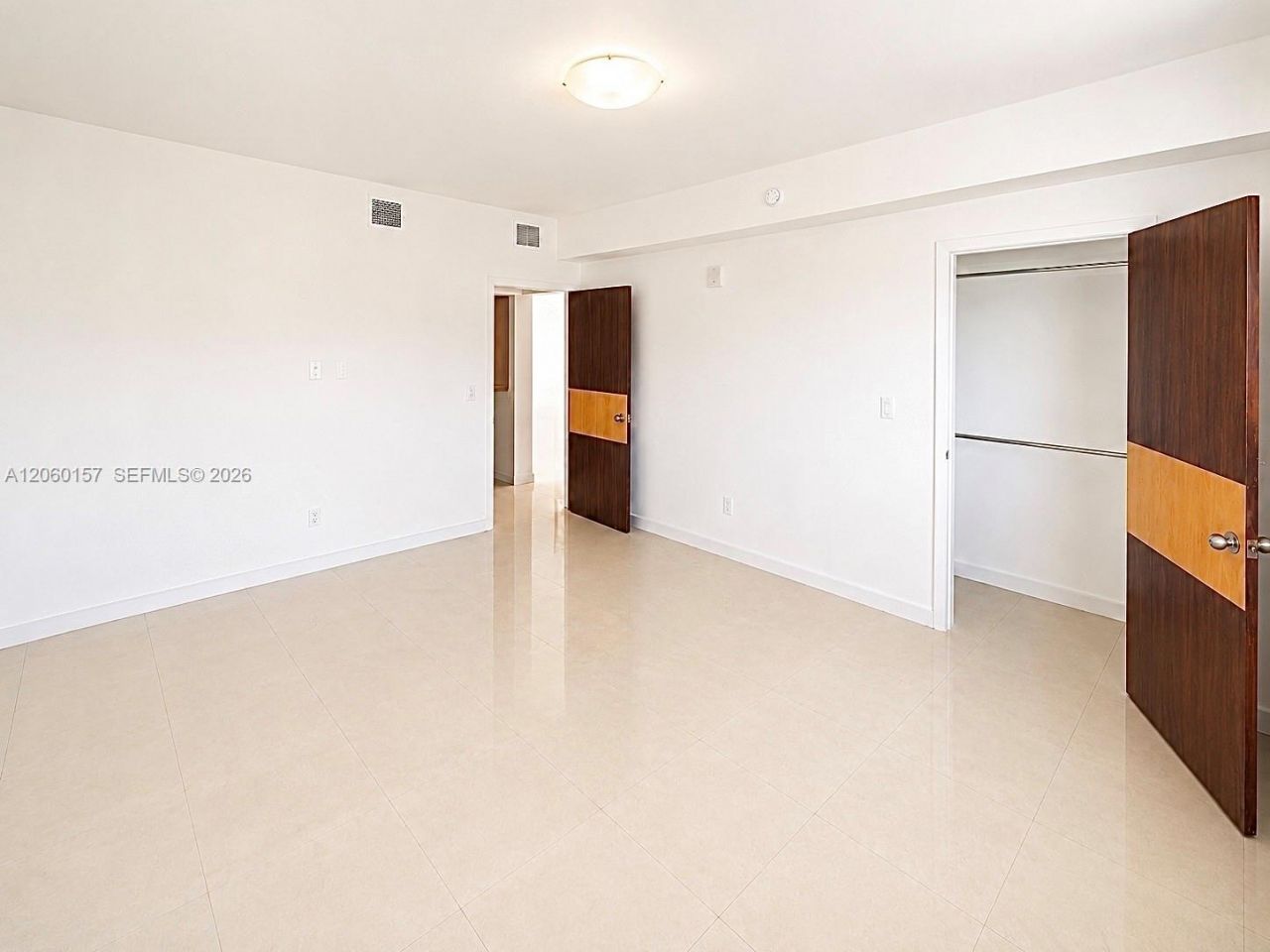 1027 94th St , Unit 7, Bay Harbor Islands, FL 33154 Photo