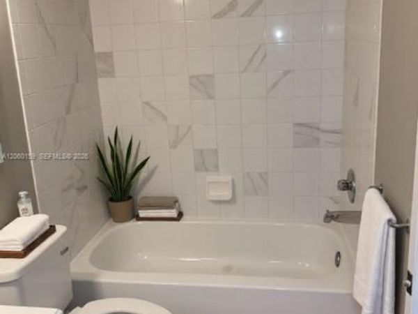 738 Crest Pines Dr , Orlando, FL 32828