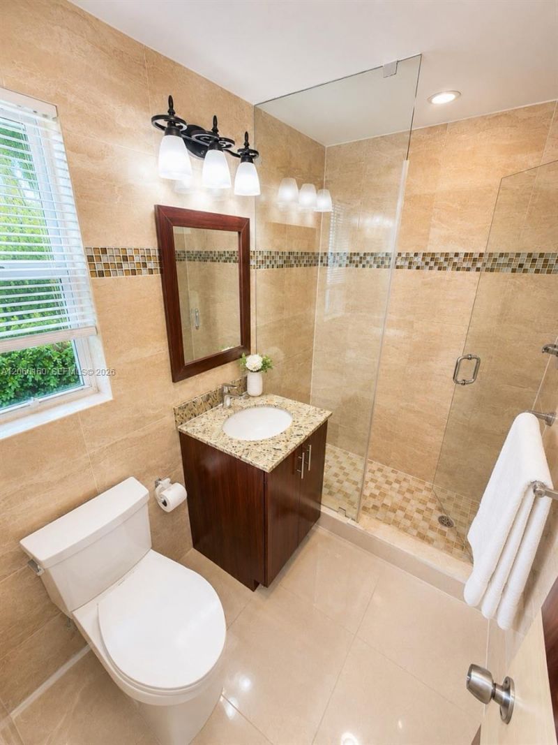 1050 94th St, Unit 2, Bay Harbor Islands, FL 33154 Photo