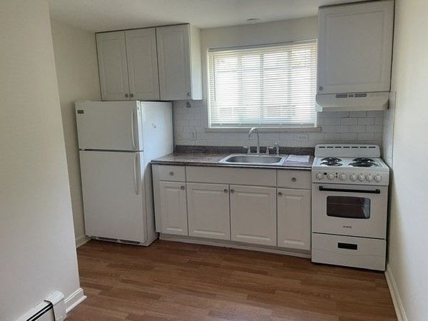 80 Sea St, Unit 3, Weymouth, MA 02191