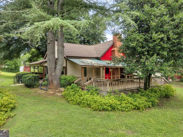 2657 Wolf Pit, Eastanollee, GA 30538