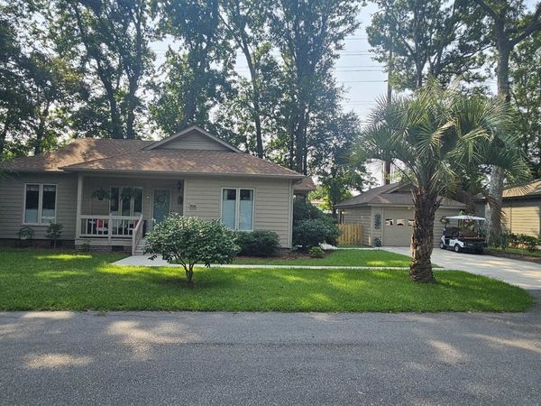 706 Courtney Ct. , Murrells Inlet, SC 29576