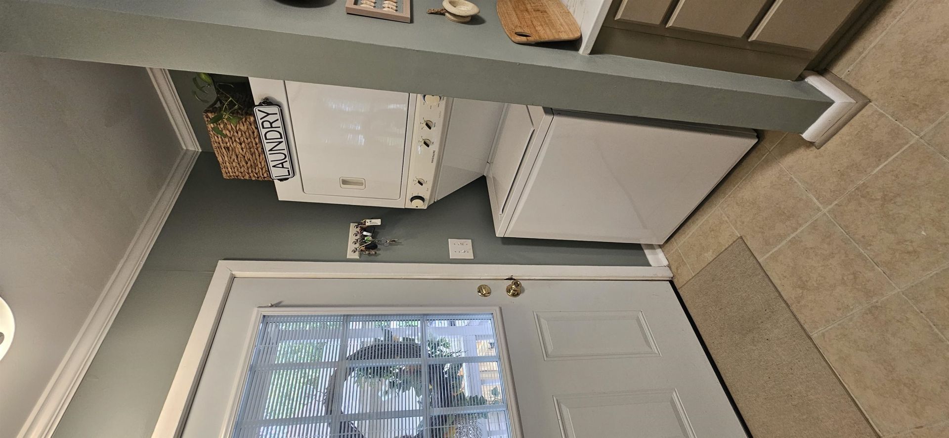 706 Courtney Ct.  Photo 17