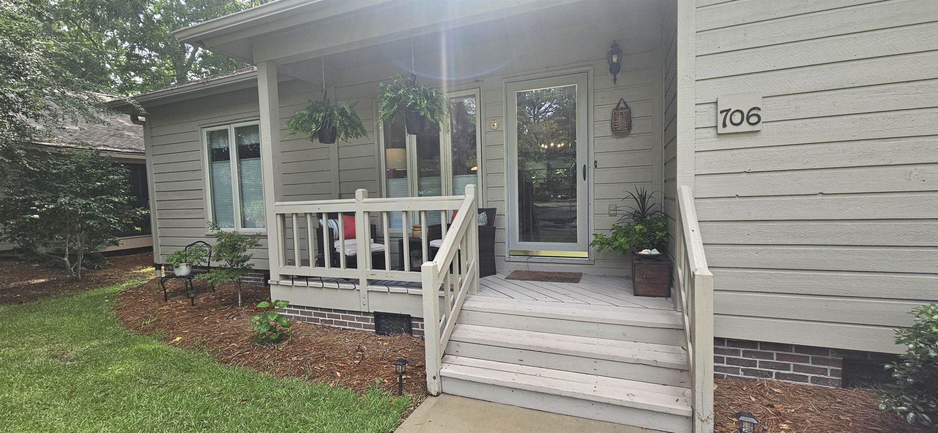 706 Courtney Ct.  Photo 5