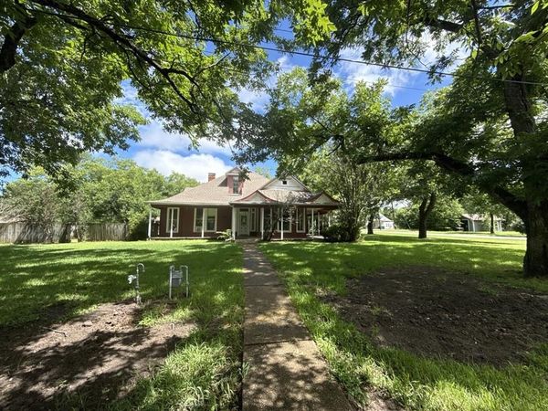 500 2nd Street , Kerens, TX 75144