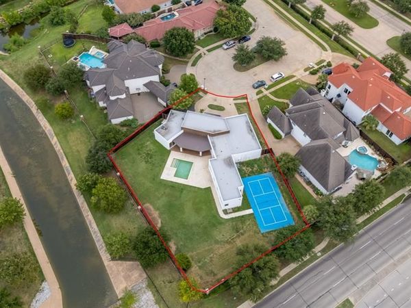 2171 Hogan Drive , Irving, TX 75038