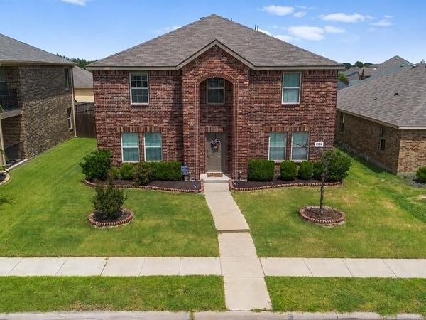 2508 Glen Hollow Drive , Lancaster, TX 75134