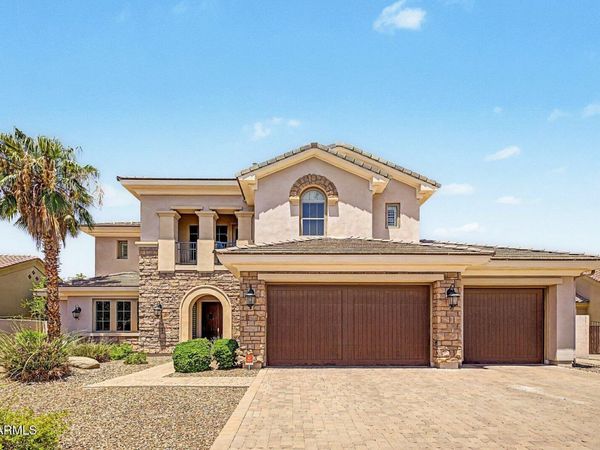 294 W GRAND CANYON Drive, Chandler, AZ 85248
