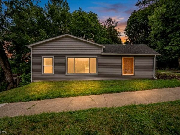 6419 Brecksville Road , Independence, OH 44131