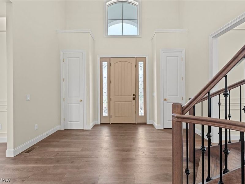 5048 Neptune Oval, Solon, OH 44139 Photo 3