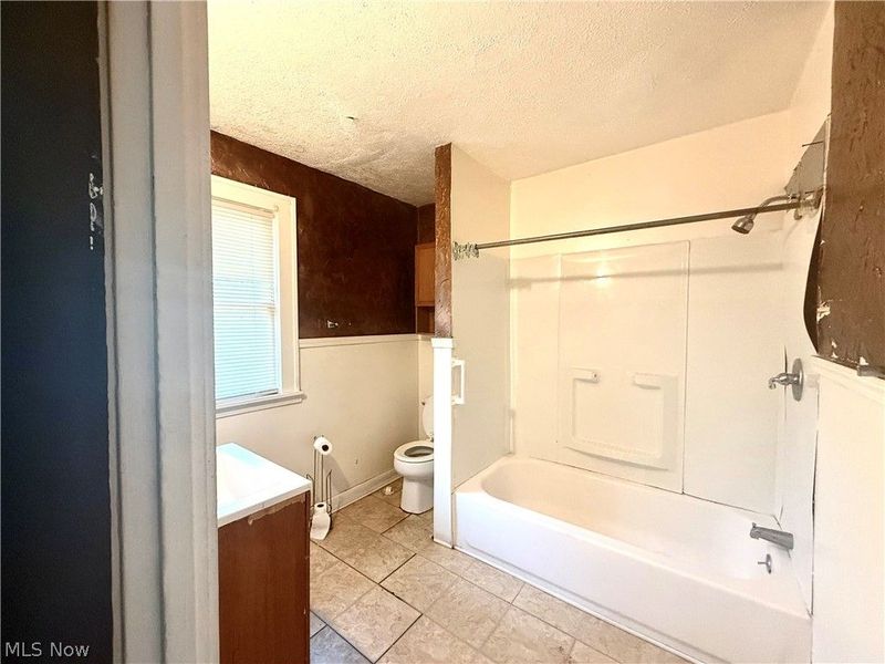 15910 Arcade Avenue , Cleveland, OH 44110 Photo 10