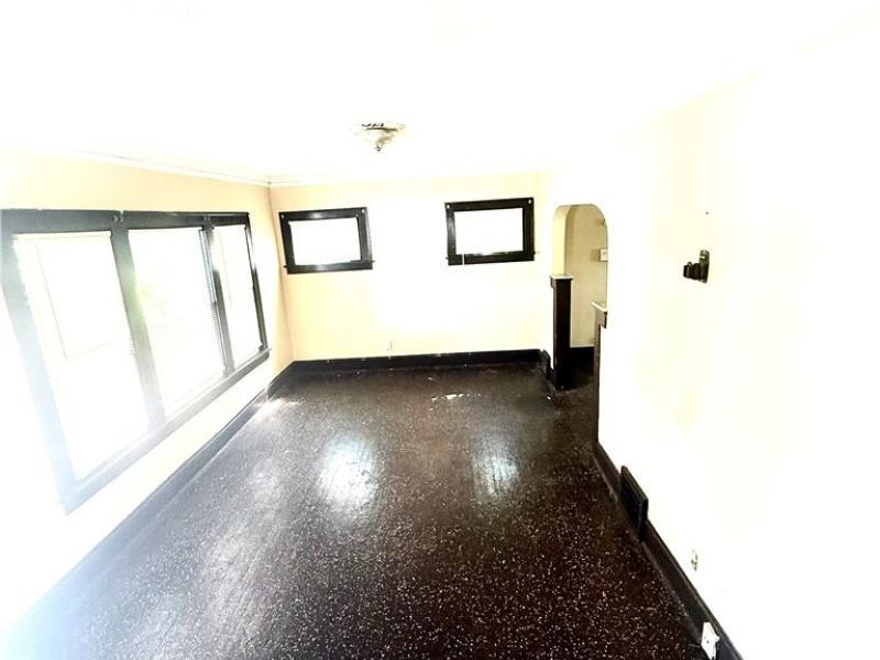 15910 Arcade Avenue , Cleveland, OH 44110 Photo 14