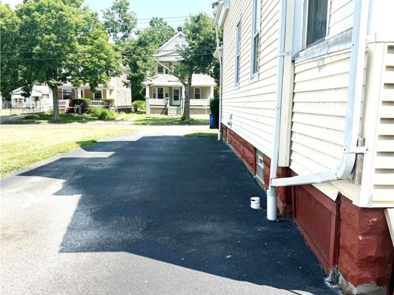 15910 Arcade Avenue , Cleveland, OH 44110 Photo 22