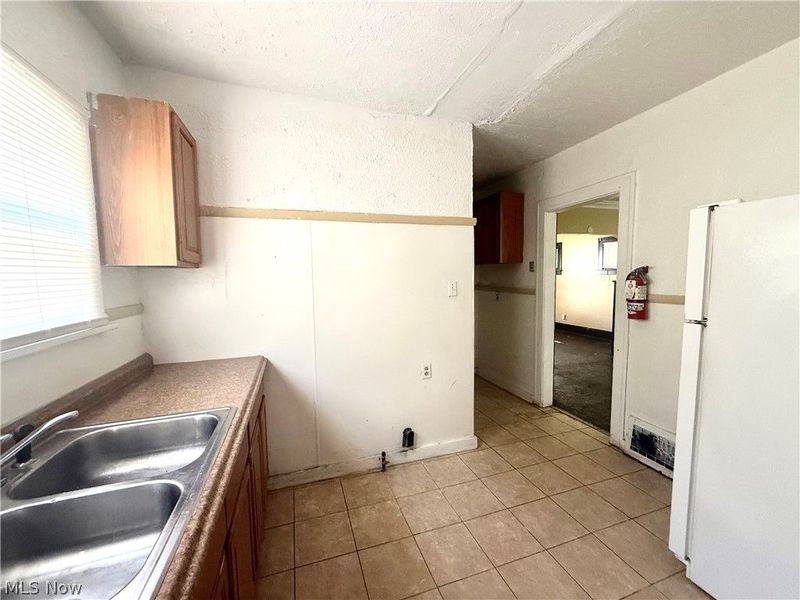15910 Arcade Avenue , Cleveland, OH 44110 Photo 5