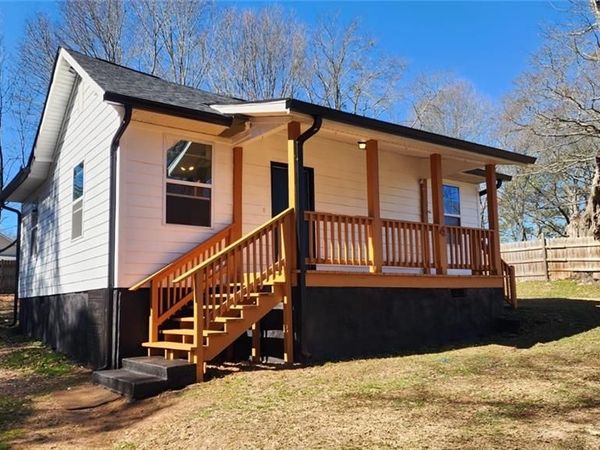 4 Arnco 2nd Street , Newnan, GA 30263