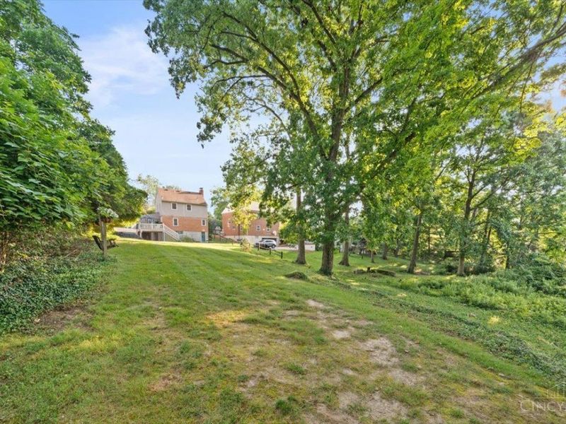 5647 Euclid Road, Cincinnati, OH 45236 Photo 33