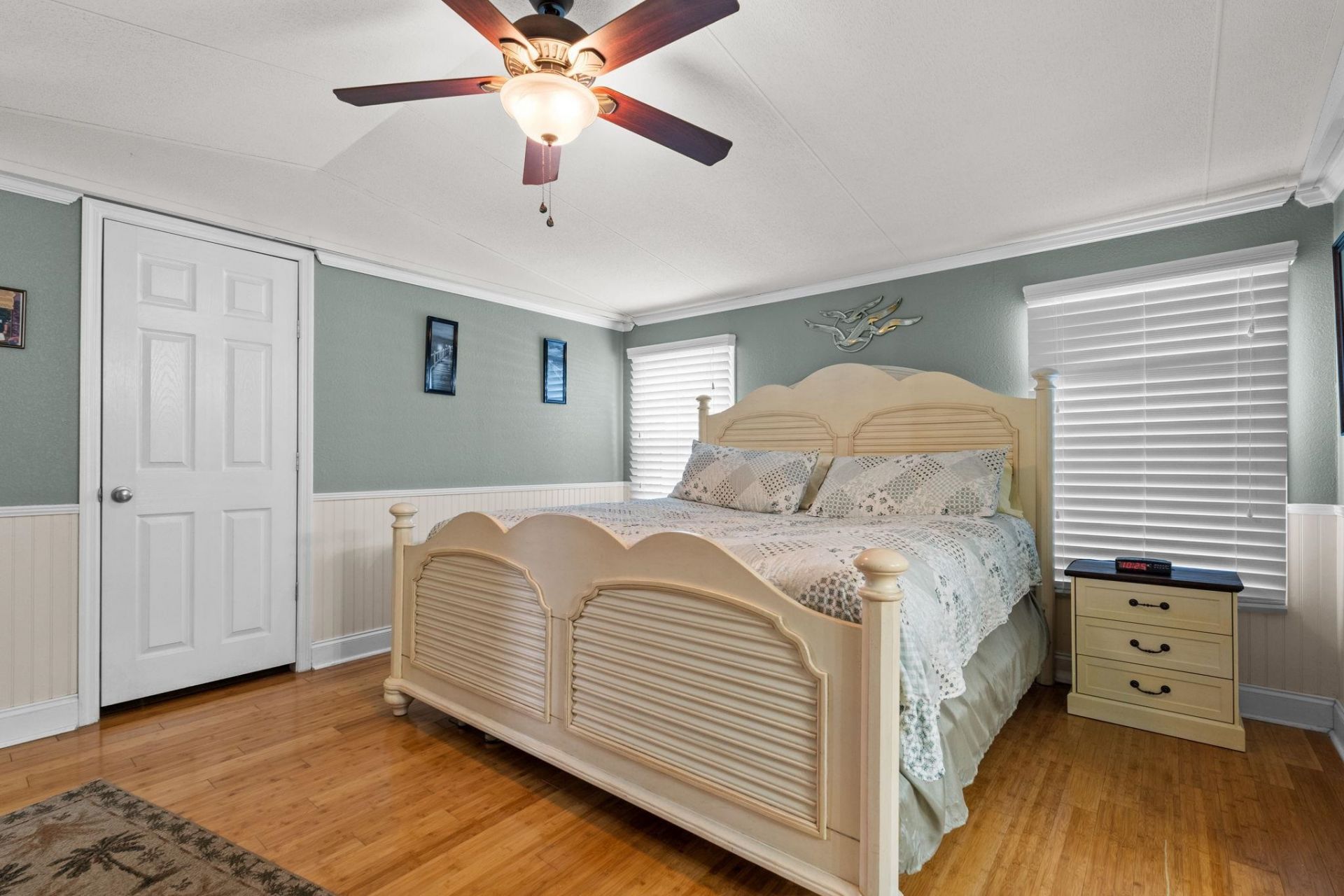 1672 Ursa Minor Dr.  Photo 14