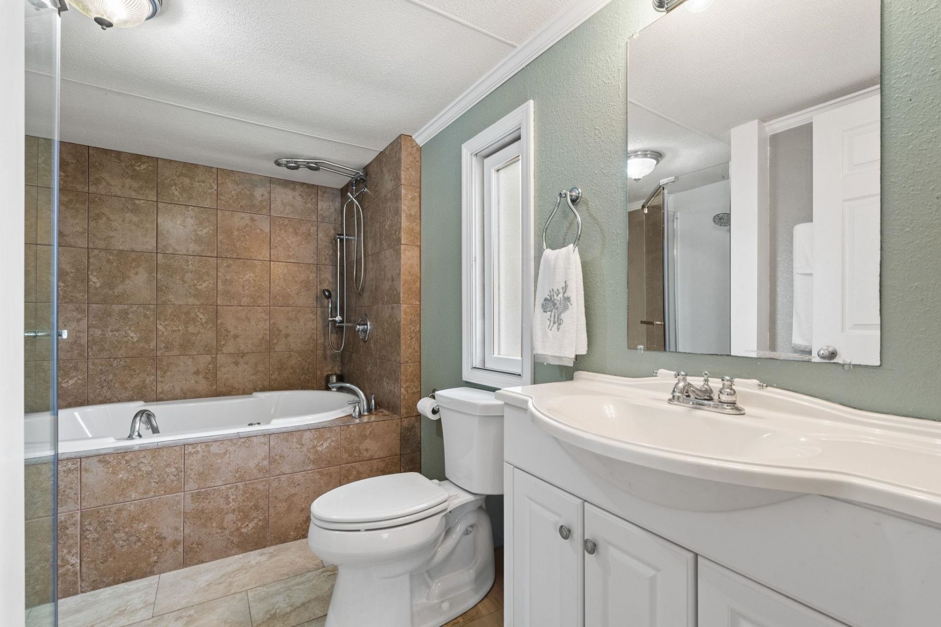 1672 Ursa Minor Dr.  Photo 16