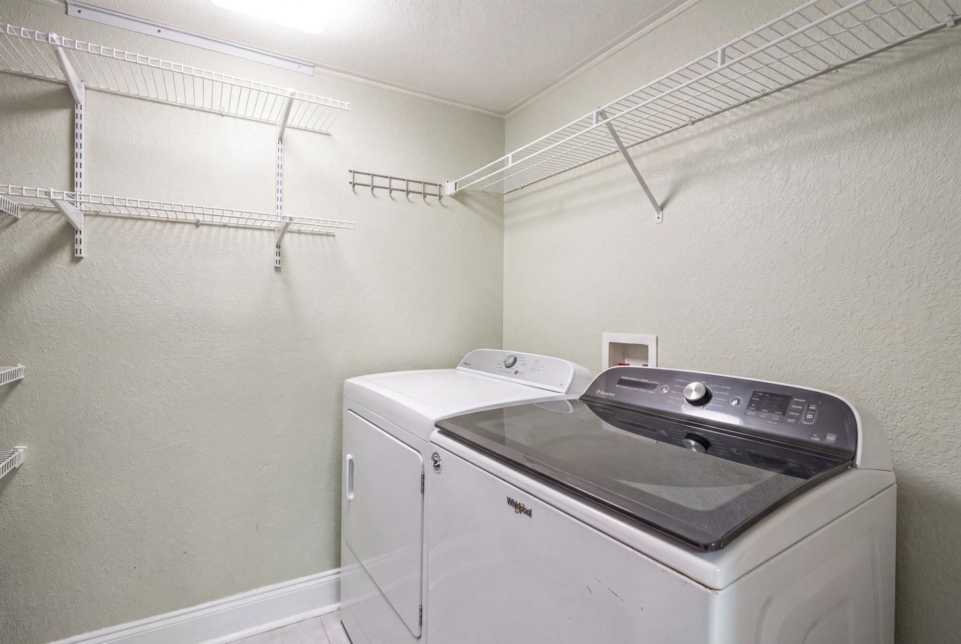 1672 Ursa Minor Dr.  Photo 28
