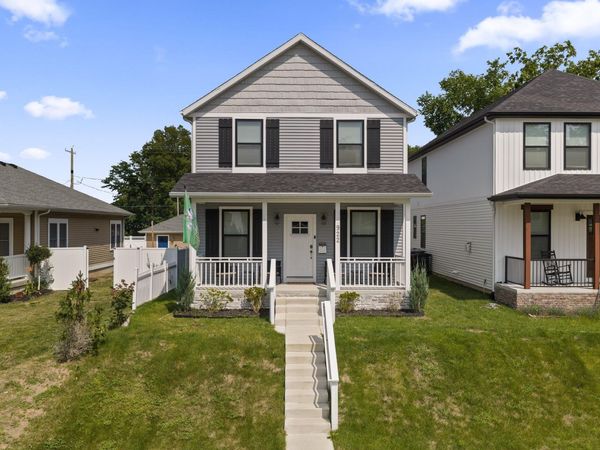 922 N Hill Street, South Bend, IN 46617