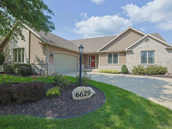 6629 Leeway Drive, South Bend, IN 46628