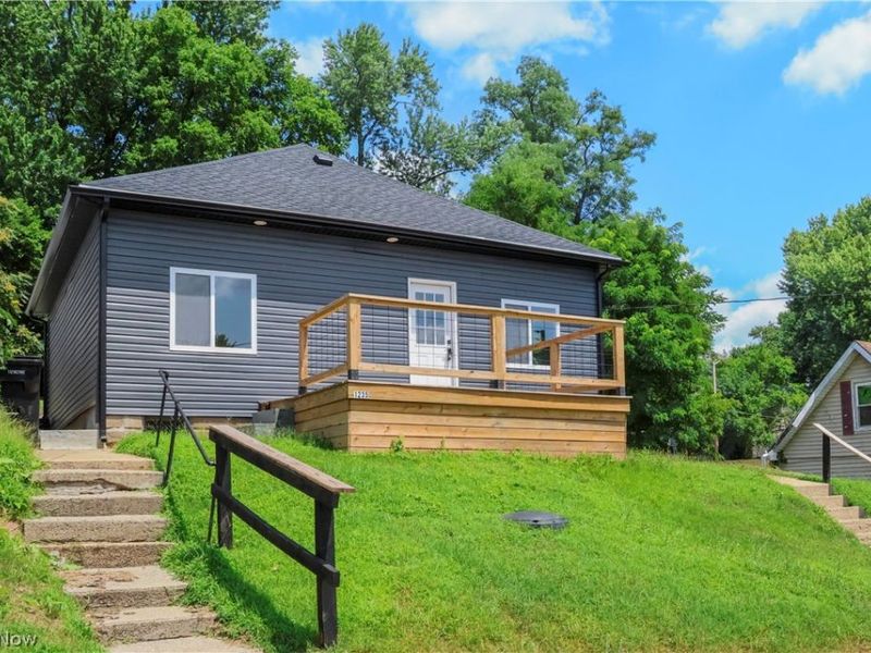 1235 Swingle Street , Zanesville, OH 43701 Photo 1