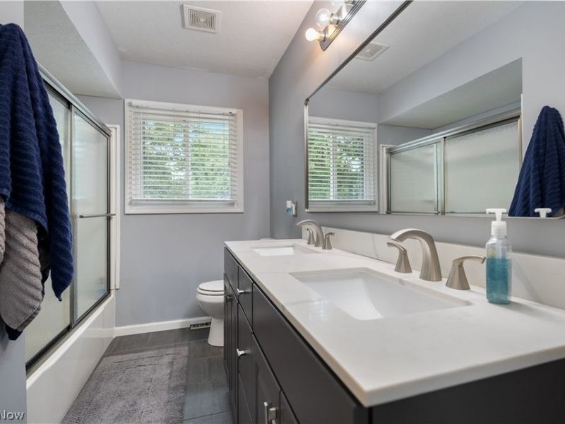 13795 Overcrest Street NE, Alliance, OH 44601 Photo 23