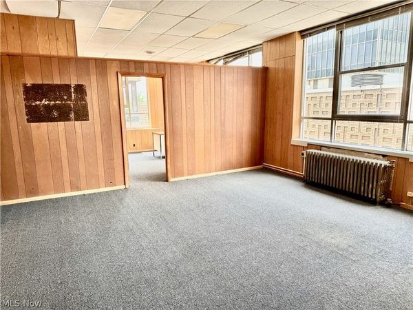201 Market Avenue S, Unit 215, Canton, OH 44702