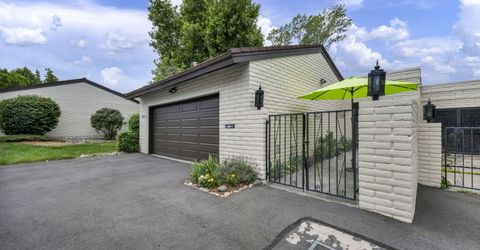 4865 W Lakeridge Terrace, Reno, NV 89509 Photo