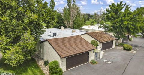 4865 W Lakeridge Terrace, Reno, NV 89509 Photo