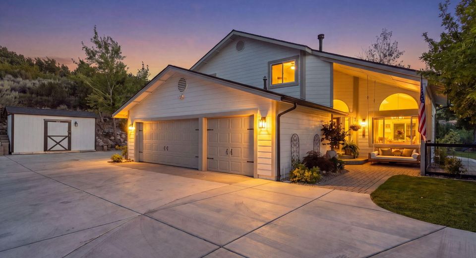 2880 Sagittarius Drive, Reno, NV 89509 Photo